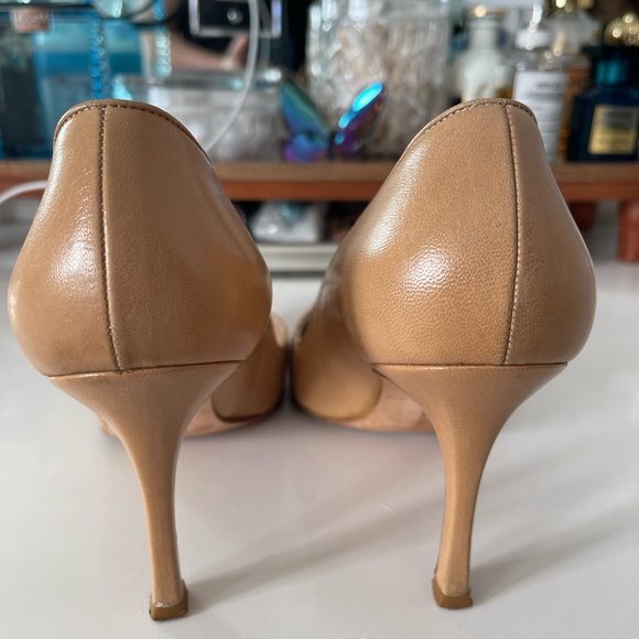 Manolo Blahnik Neutral heels - Picture 9 of 9